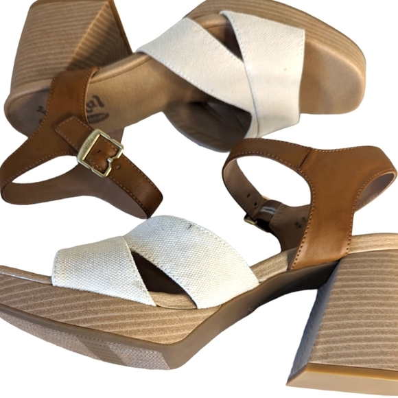 Dr. Scholl's Mariah Sandal... Size 11 - Picture 4 of 9